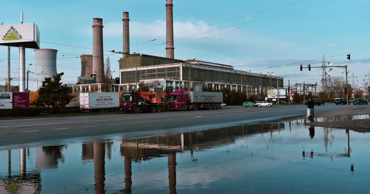 Vale e Sabesp: Perspectivas para ações refletidas no futuro industrial. Recomendações e análise.