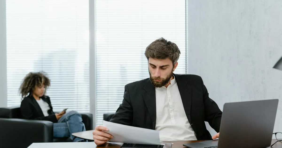 Balanços Bancários: O Que Esperar de Itaú, Bradesco e Santander? Análise Petrobras e Hapvida