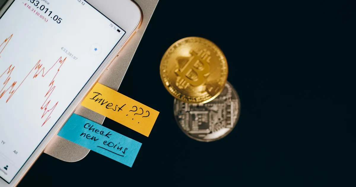 Bitcoin ignora guerra e dispara: o que está por trás?