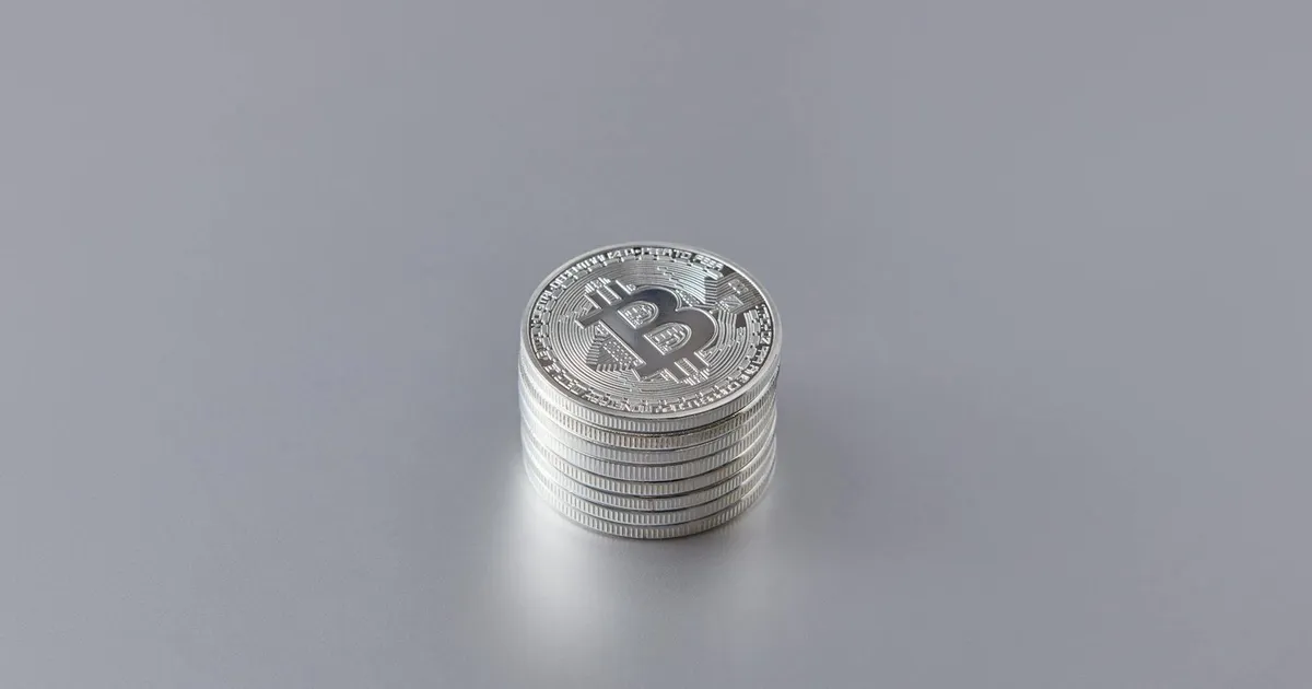 Bolsas turbinadas: IA chinesa explode, Strava no IPO e Bitcoin?