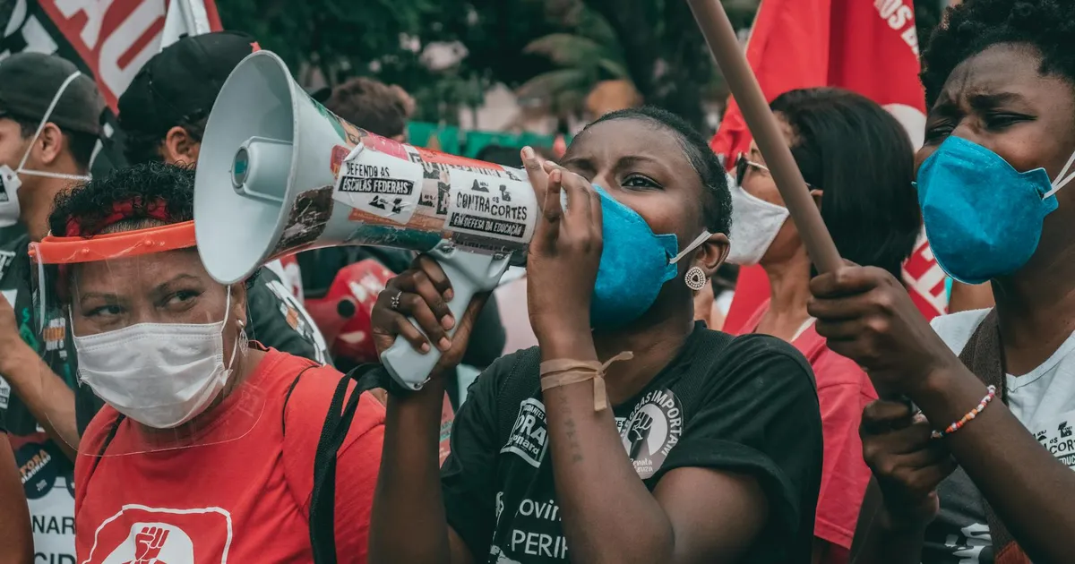 Cadastro contra agressores de mulheres avança no Senado
