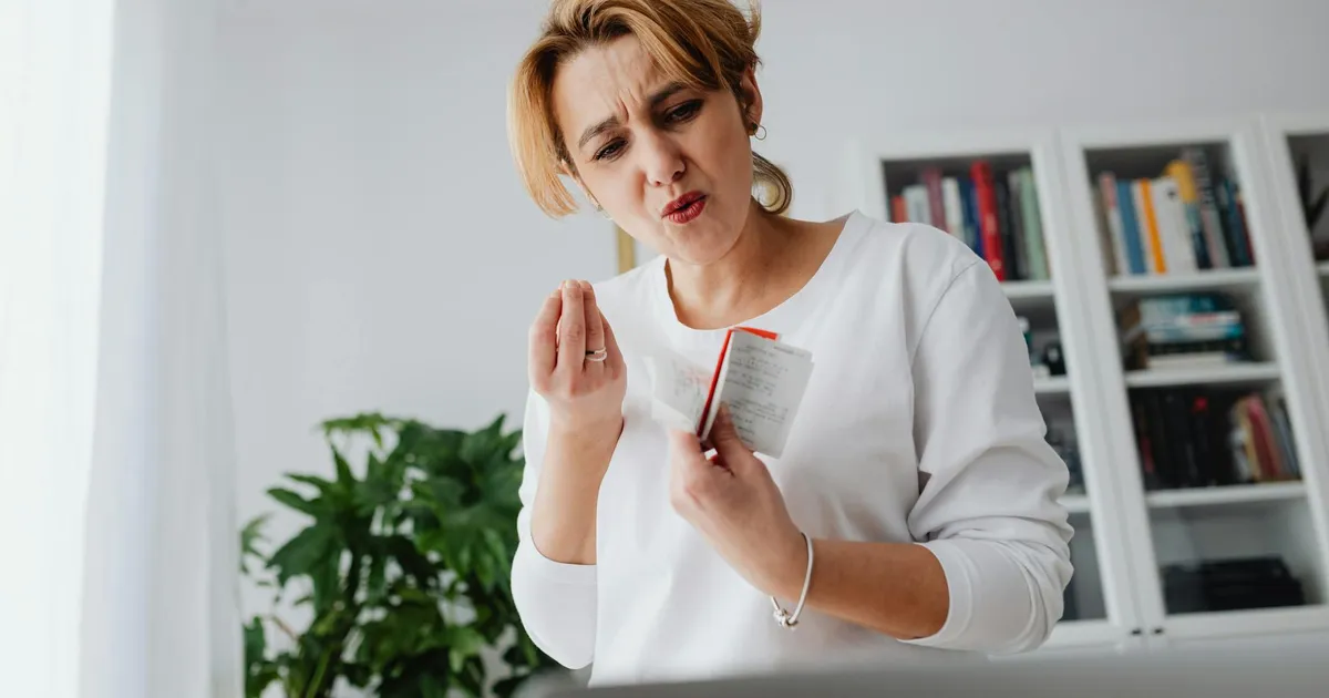 Contas Bancárias na Mira e Dívida no Topo: Um Raio-X da Economia