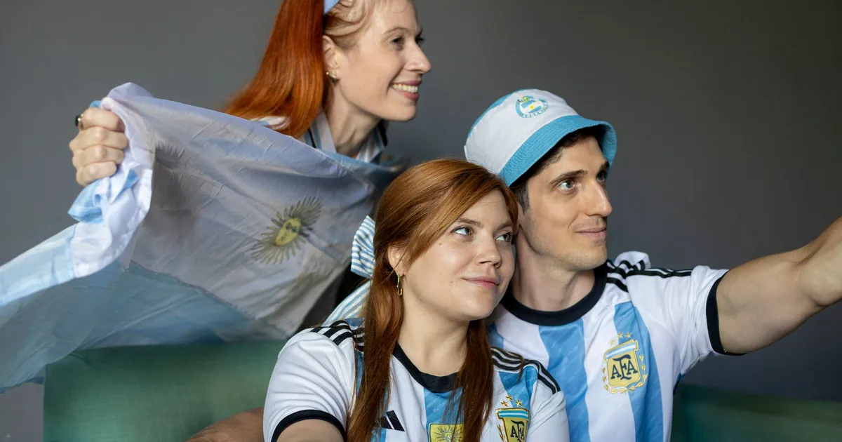 Copa: O bolso do brasileiro sente a bola rolar?