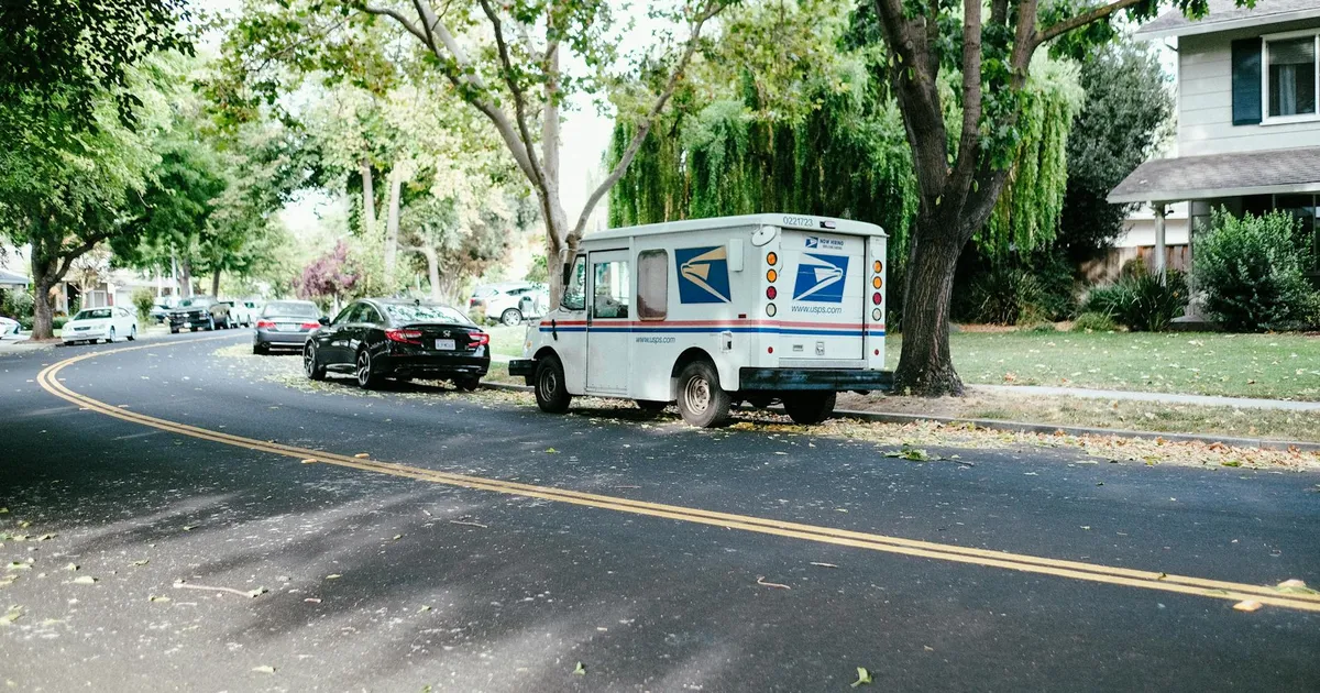 Correios: Prejuízo bilionário e reestruturação em marcha lenta