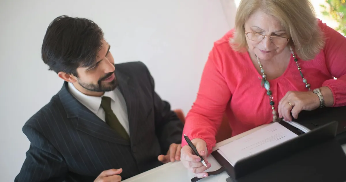 Crédito Amargo: Mulheres Negras Pagam Mais Juros no Brasil