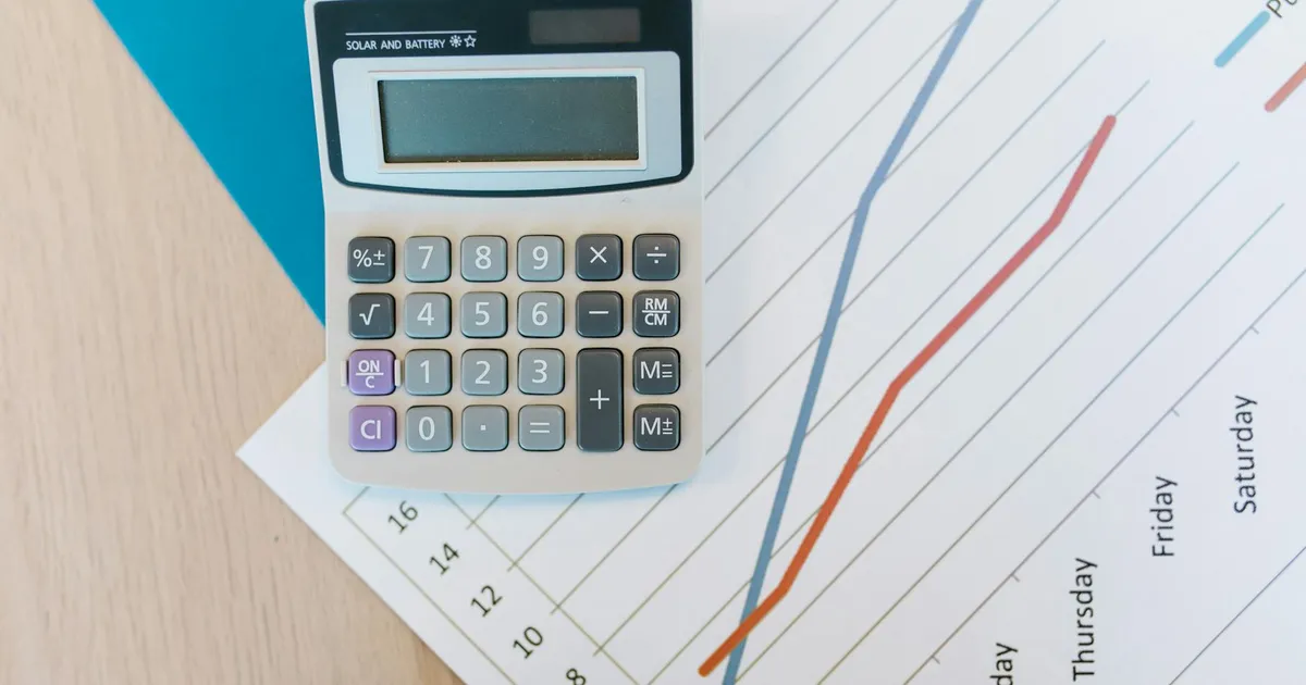 Crédito caro, indústria aquecida: o que esperar da economia?