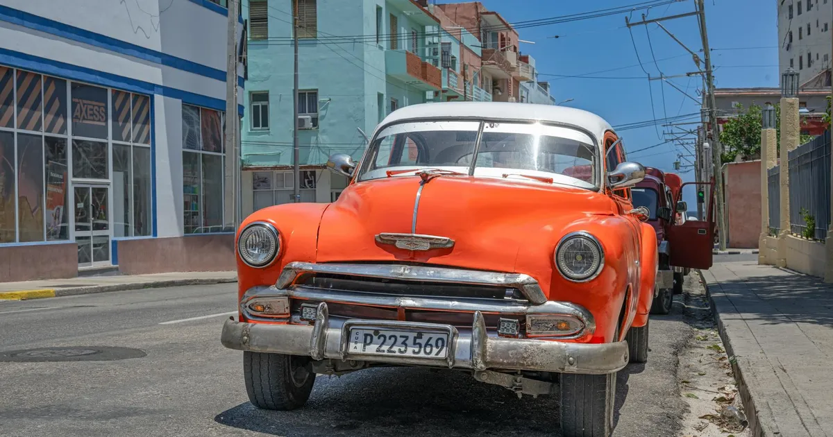 Cuba abre economia ao setor privado após 60 anos