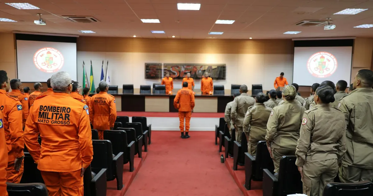 Bombeiros em treinamento: Impacto salarial no DF. Lula, Judiciário e Senado em debate.