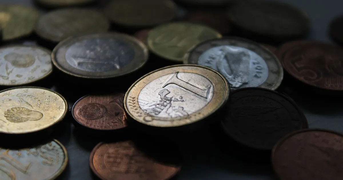 Dividendos: FGTS promete R$ 13 bi; B3 distribui US$ 6,3 bi em proventos