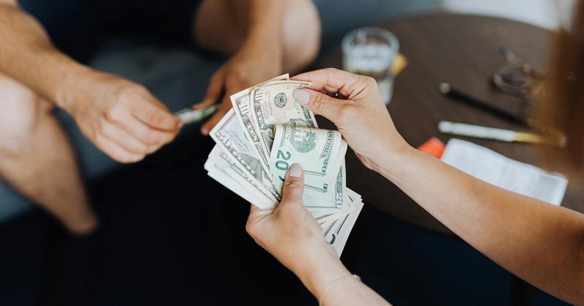 Dólar abaixo de R$5,20: Trump banca o câmbio fraco? Entenda