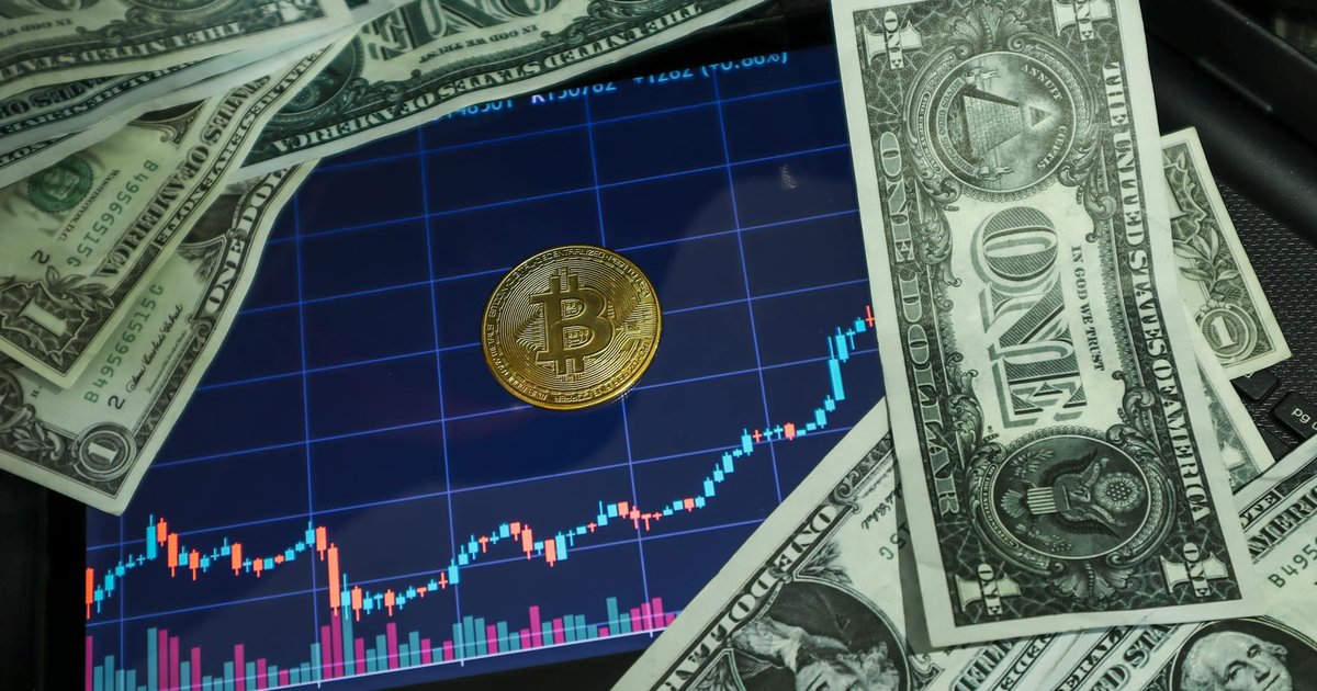 Dólar derrete! Trump alivia tensões e Ibovespa voa