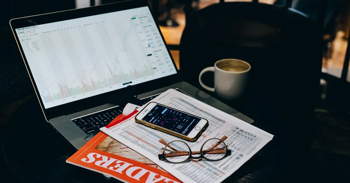 Impacto EUA na B3: O Que a Criação de Vagas Significa Para Seus Dividendos e Ações