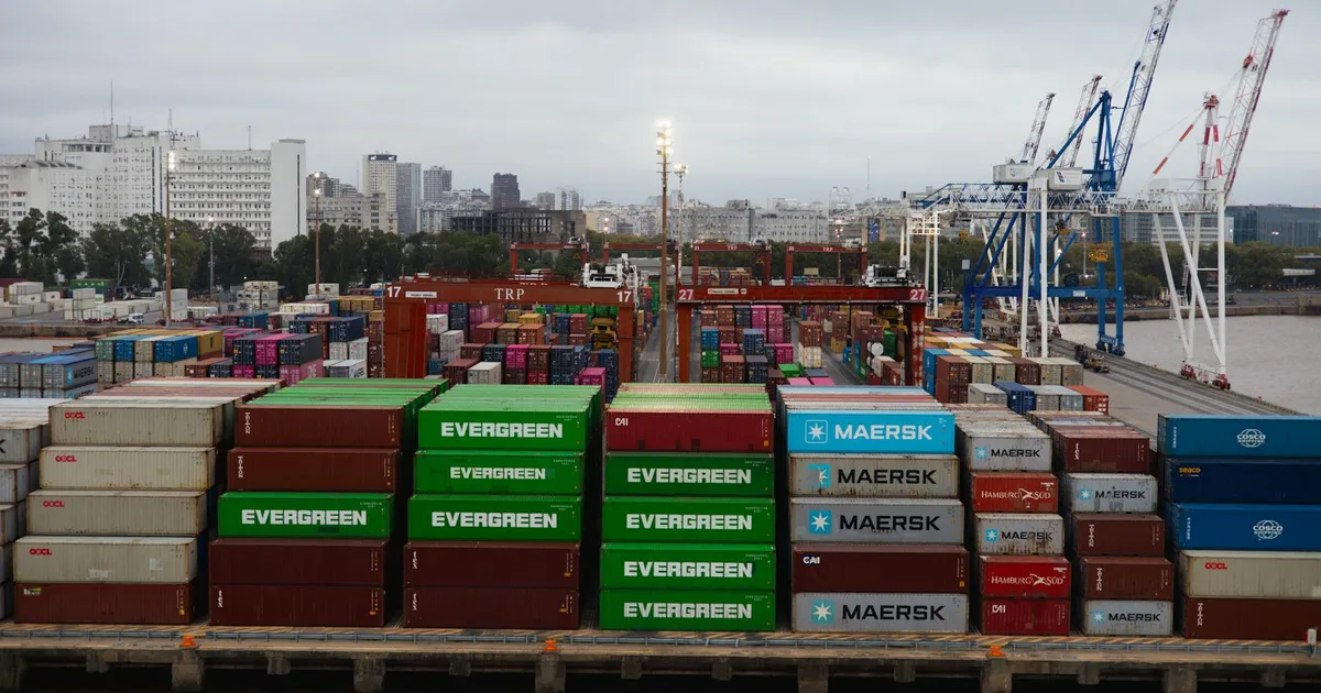 Feijão, frete e indústria: o que pesa no bolso esta semana