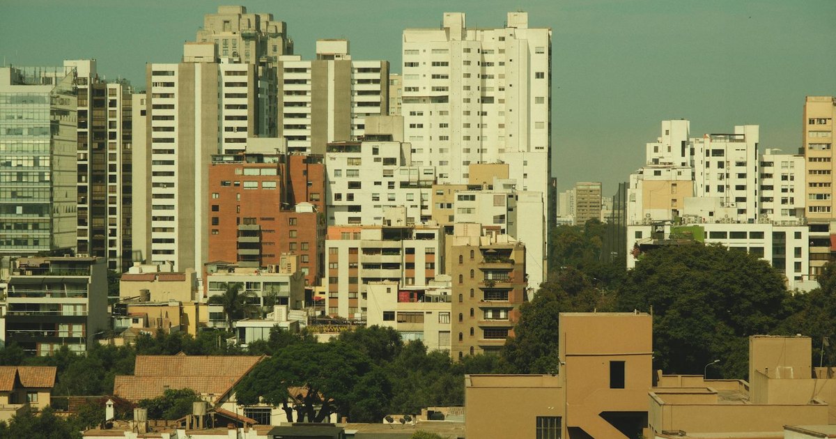 ARCT11 Garante Renda Alta com Aluguel e IFIX Busca Estabilidade: Análise do Mercado de FIIs