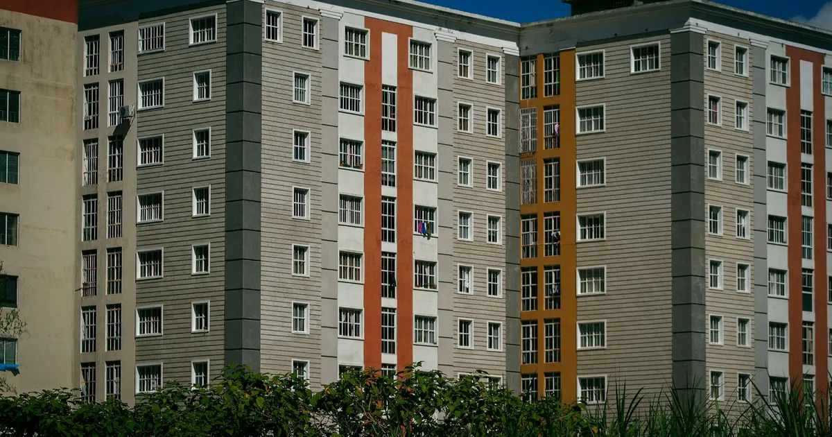 FIIs em Destaque: Dividendos, Aquisições Estratégicas e a Revolução 'Plug and Play'