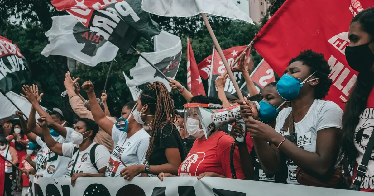 Fim da 6x1? Direitos trabalhistas em debate