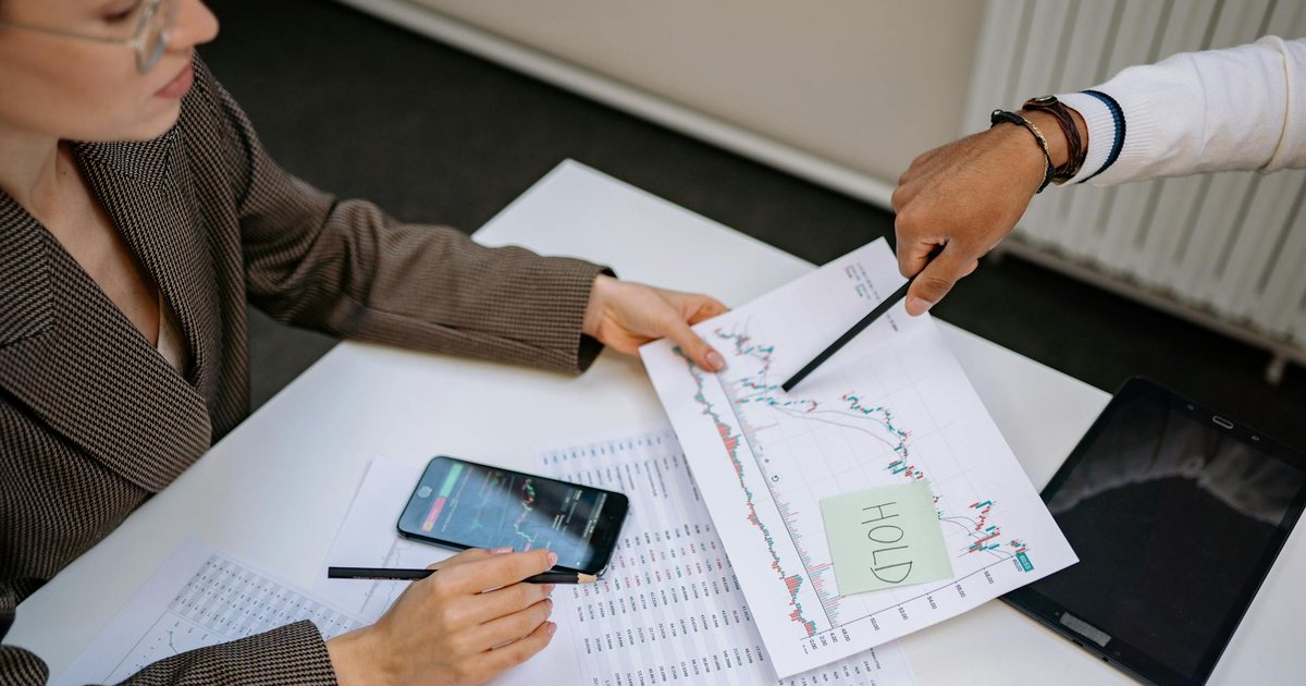 Ibovespa Hoje: Análise Completa e Desempenho de CVC, Itaú e Outras Ações