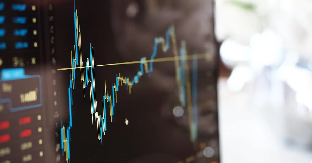 Ibovespa sobe em maio, mas futuro pede cautela