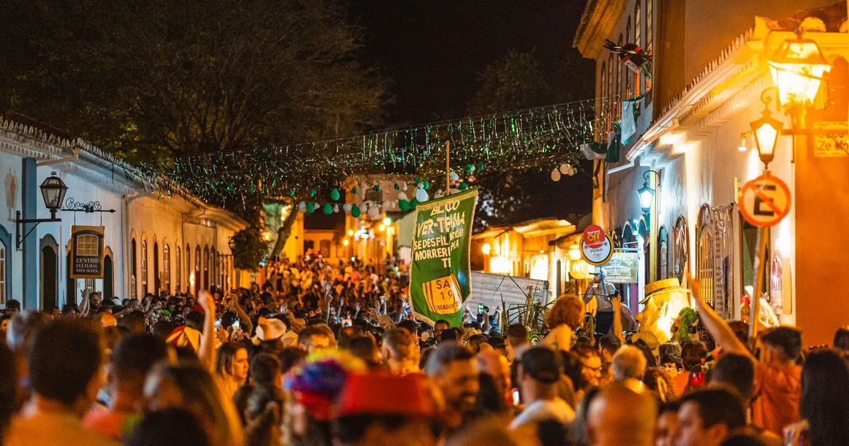 Lula em MG: Buscas por palanque e estratégias eleitorais