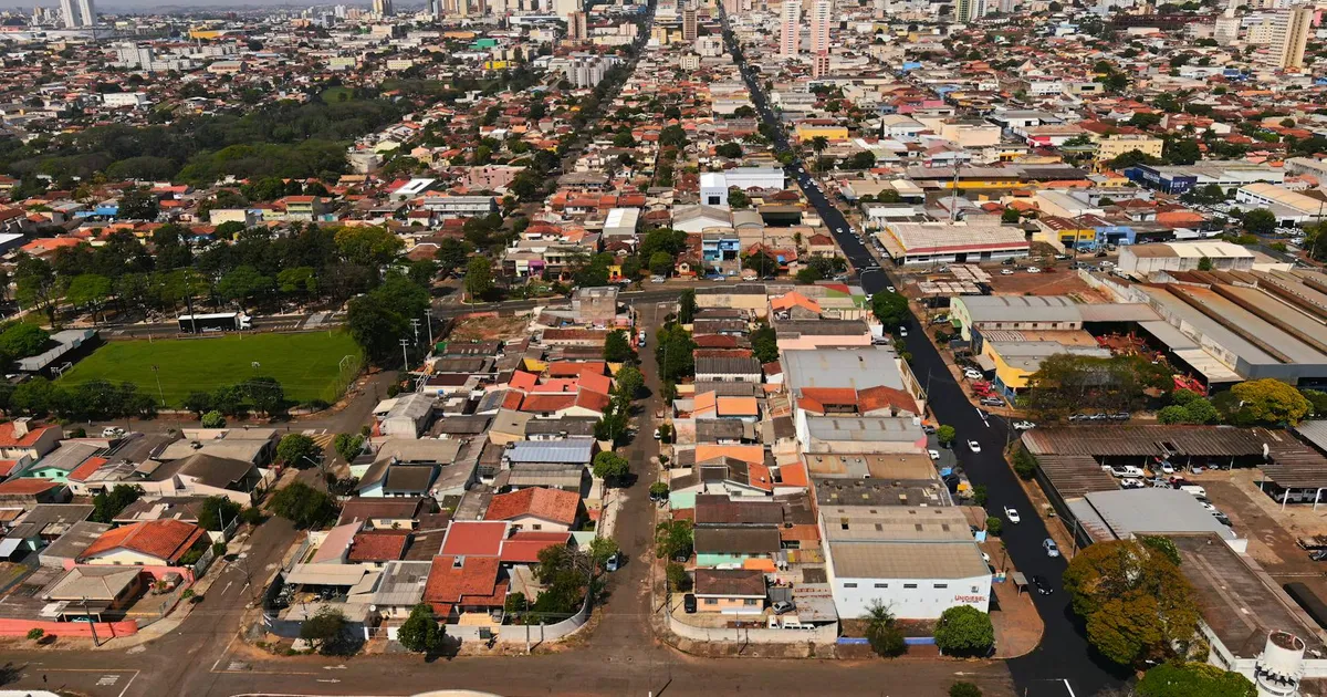 Moro no PL: Visão aérea de Curitiba, Paraná, ilustrando o cenário político para 2026.