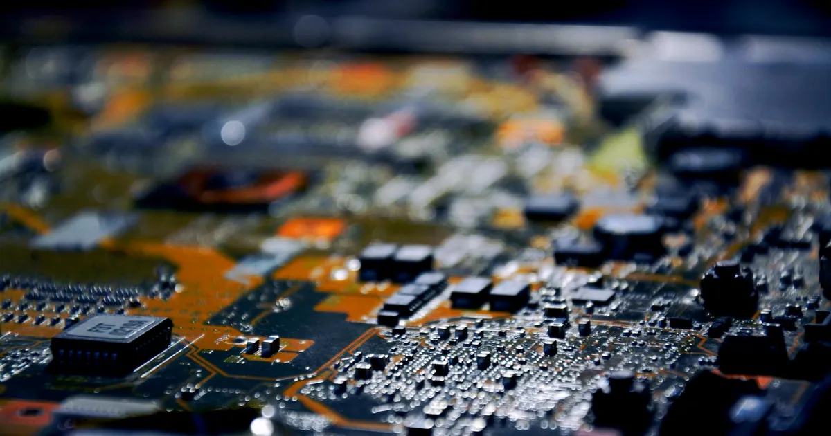 Fed, China e Carros Elétricos: Impactos e Oportunidades para Investidores