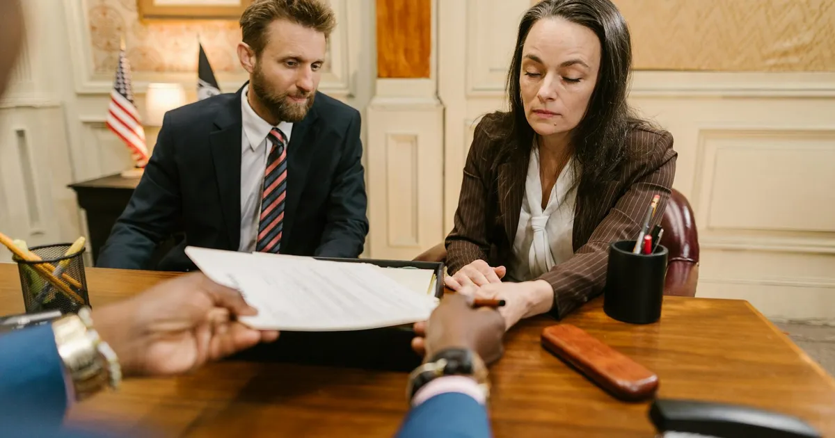 Guerra de gigantes: Paramount entra na briga pela Warner!