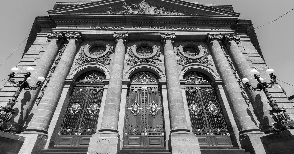 Banco Central: Câmara dos Deputados do México. Cenário político e autonomia em debate. Inflação e juros no radar.