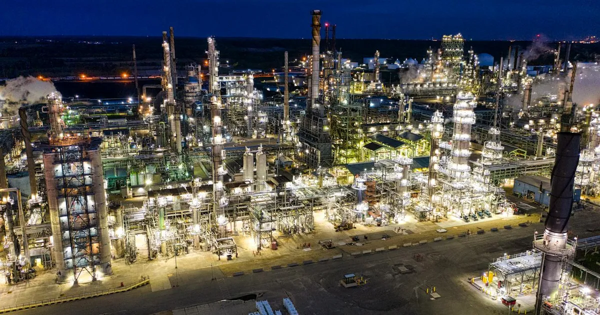 Petrobras assume controle da Braskem: Impactos para Investidores (BRKM5)