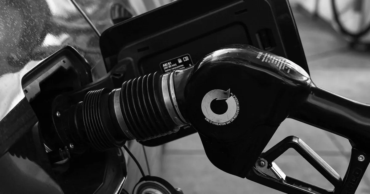 Petrobras: Queda no Preço da Gasolina Impulsiona Ações em 2026?