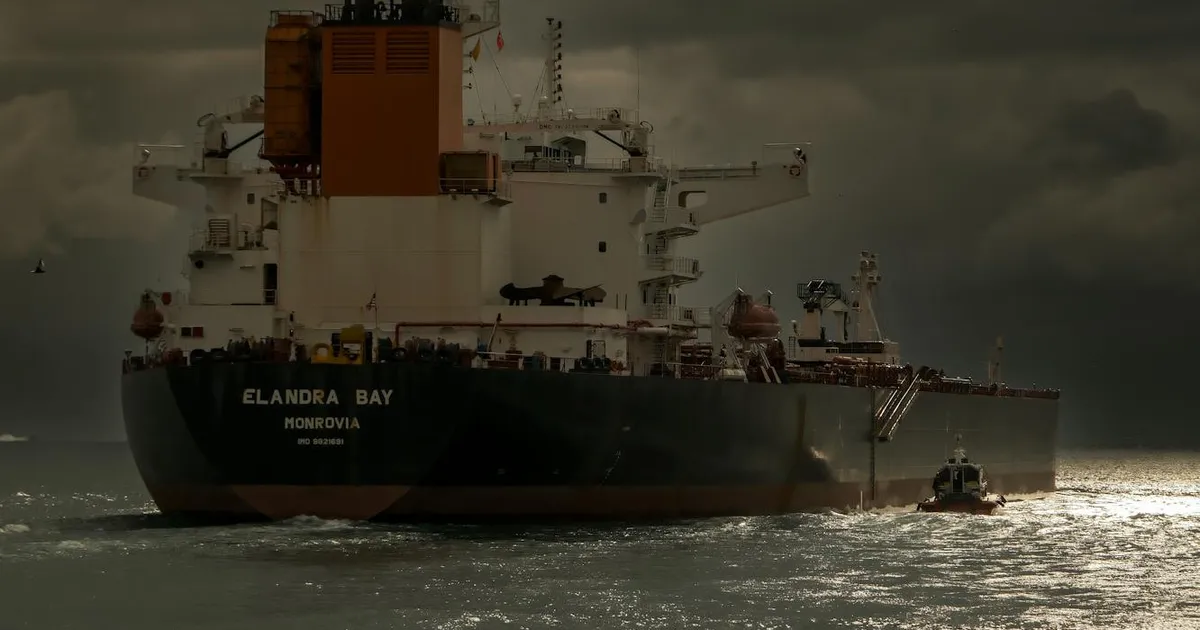 Petróleo em alto-mar: leilão bilionário e frota 'fantasma'