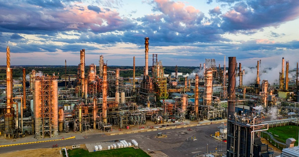 Petróleo e Minério Turbinam B3: Commodities Dão Novo Fôlego?