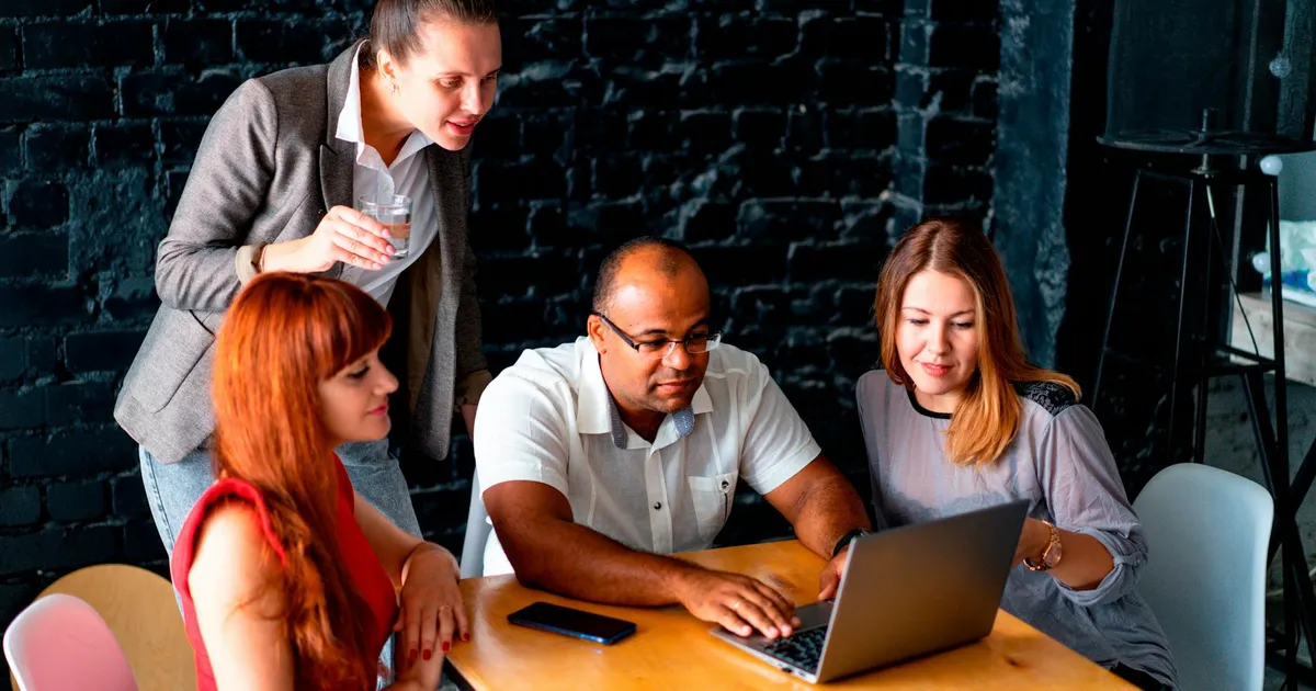 PIB, chips e menos chefes: a economia que chega no Carnaval