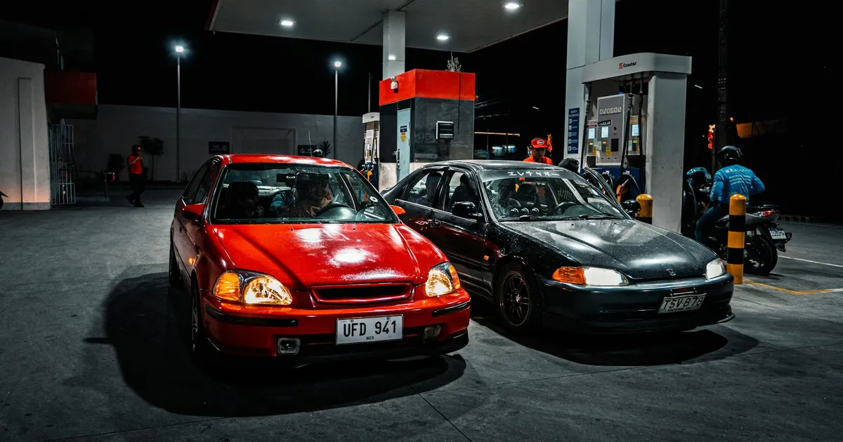 PIB dos EUA Desacelera: Impacto na Gasolina e no Seu Bolso