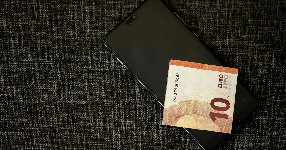 Pix impulsiona bancarização e não briga com cartões