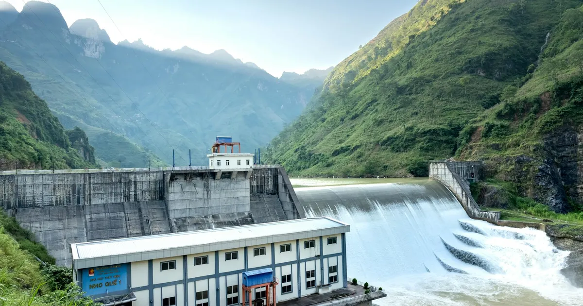 Raízen Derrapa, Sabesp Alerta e a Eneva Aposta Alto: Resumo da B3