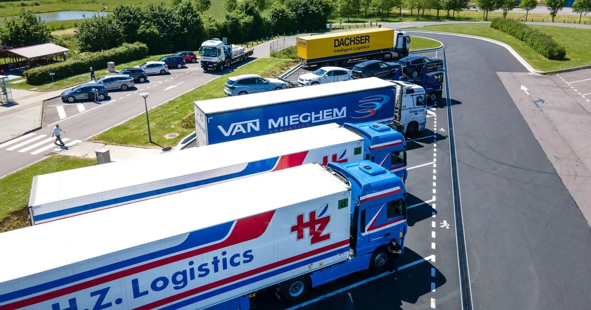 Galpão logístico da Shopee: investimento de R$135 mi turbina fundos imobiliários e o mercado imobiliário.