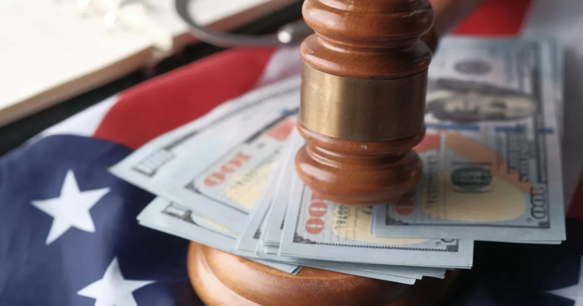 Suprema Corte derruba tarifas de Trump e dólar cai: o que esperar?