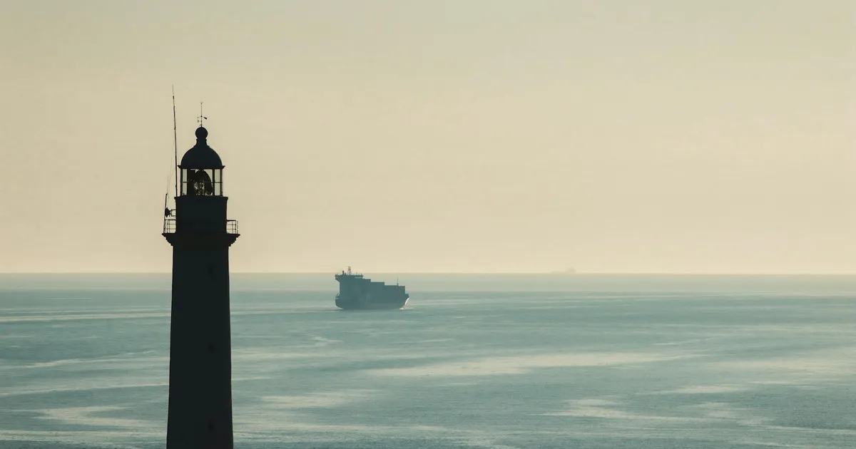 Tensões no Golfo Pérsico: O Reflexo Direto no Seu Bolso