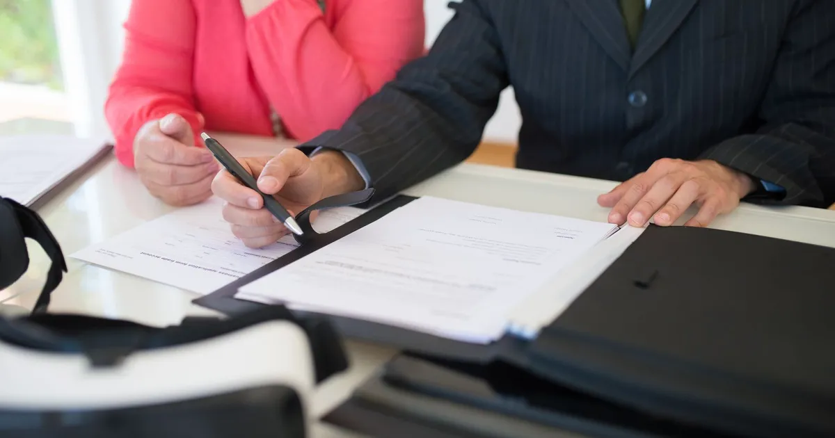 Tok&Stok e Raízen assinam contrato em momento crucial de reestruturação empresarial e recuperação judicial.