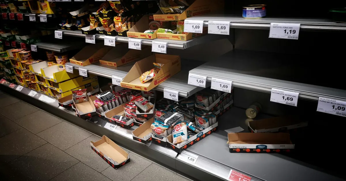 Varejo freia no fim de 2025: o que pesa no seu bolso?